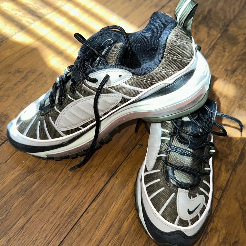 Women Air Max 98 Size 7